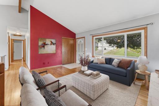 1403 8th Avenue S, South Saint Paul, MN 55075