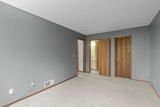 11971 71st Avenue N, Maple Grove, MN 55369