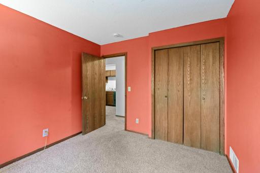 11971 71st Avenue N, Maple Grove, MN 55369