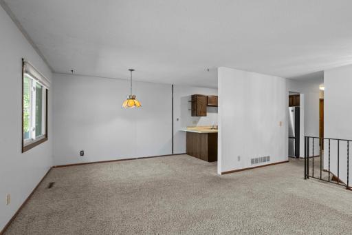 11971 71st Avenue N, Maple Grove, MN 55369