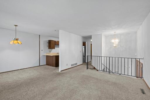 11971 71st Avenue N, Maple Grove, MN 55369