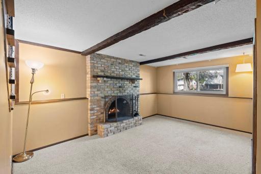 11971 71st Avenue N, Maple Grove, MN 55369