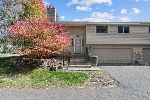 11971 71st Avenue N, Maple Grove, MN 55369