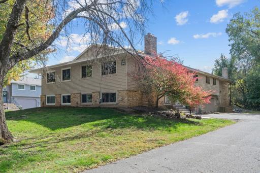 11971 71st Avenue N, Maple Grove, MN 55369