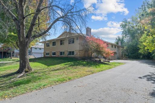 11971 71st Avenue N, Maple Grove, MN 55369