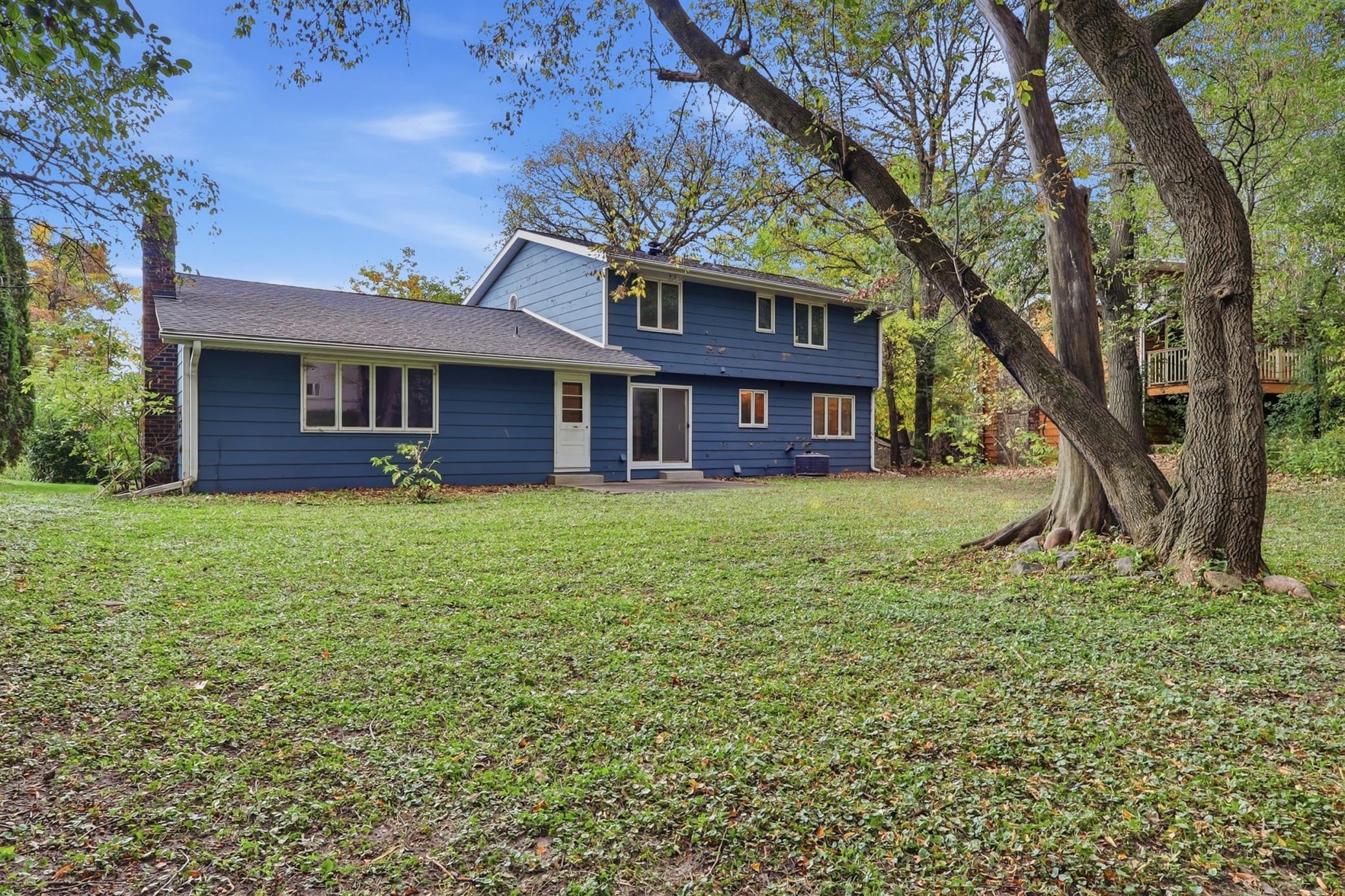 An appealing opportunity to create value in an established Burnsville neighborhood.