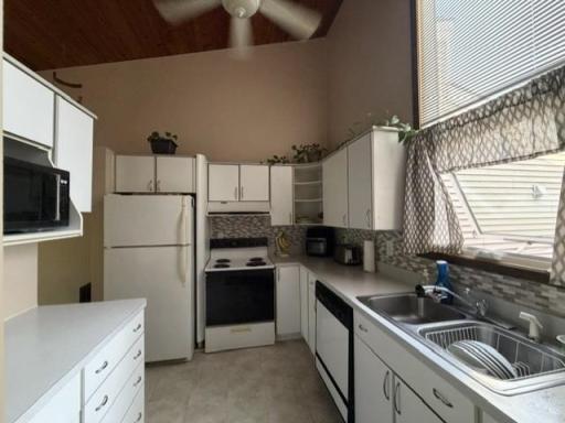 13799 Heywood Court, Apple Valley, MN 55124