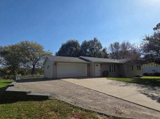 801 19th Street SE, Willmar, MN 56201