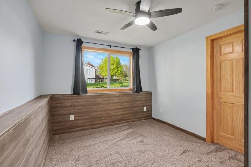 917 Sellards Drive, Dassel, MN 55325
