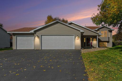 917 Sellards Drive, Dassel, MN 55325