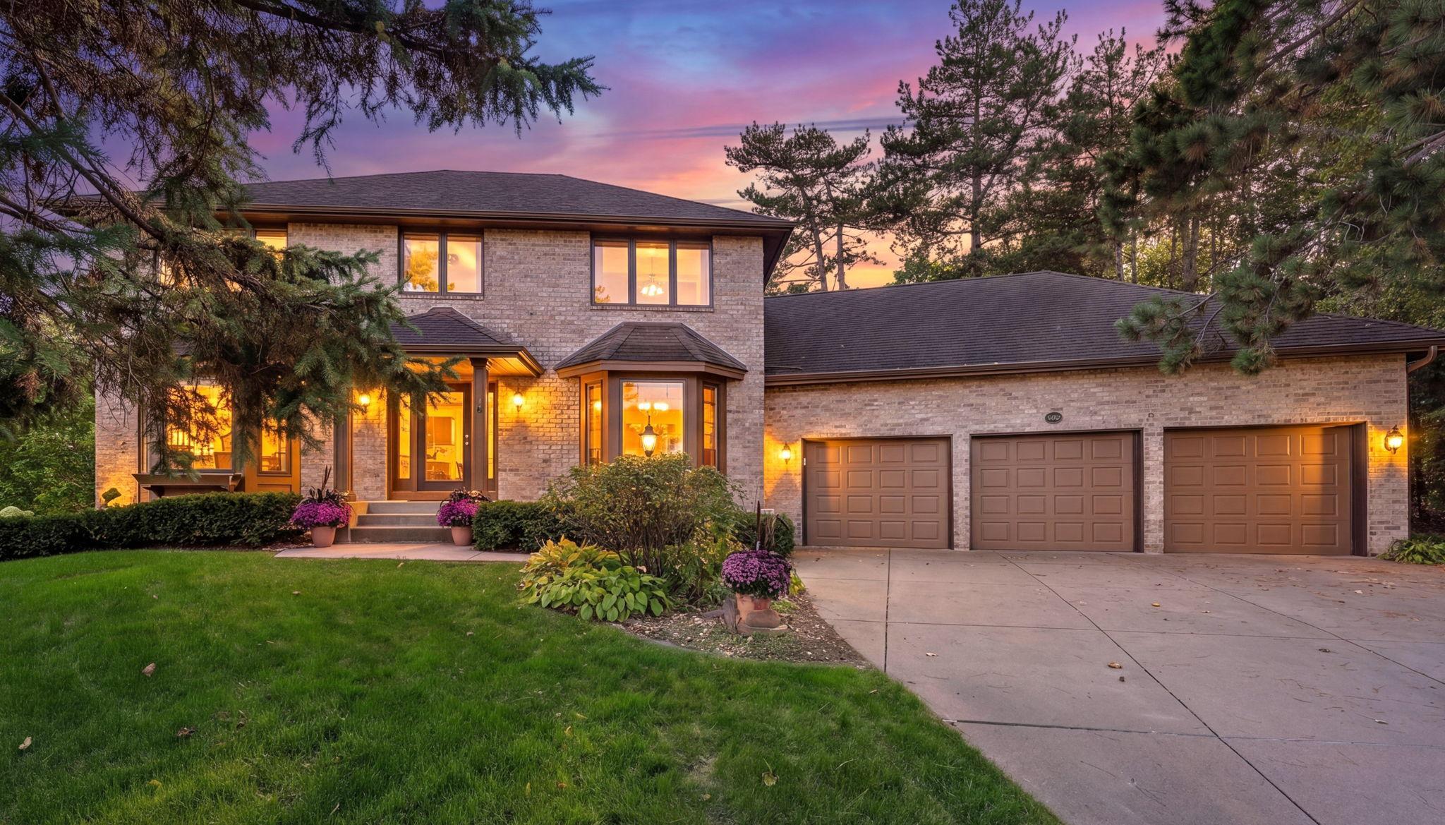 Property photo for 1289 Donegal Bay, Woodbury, MN 55125