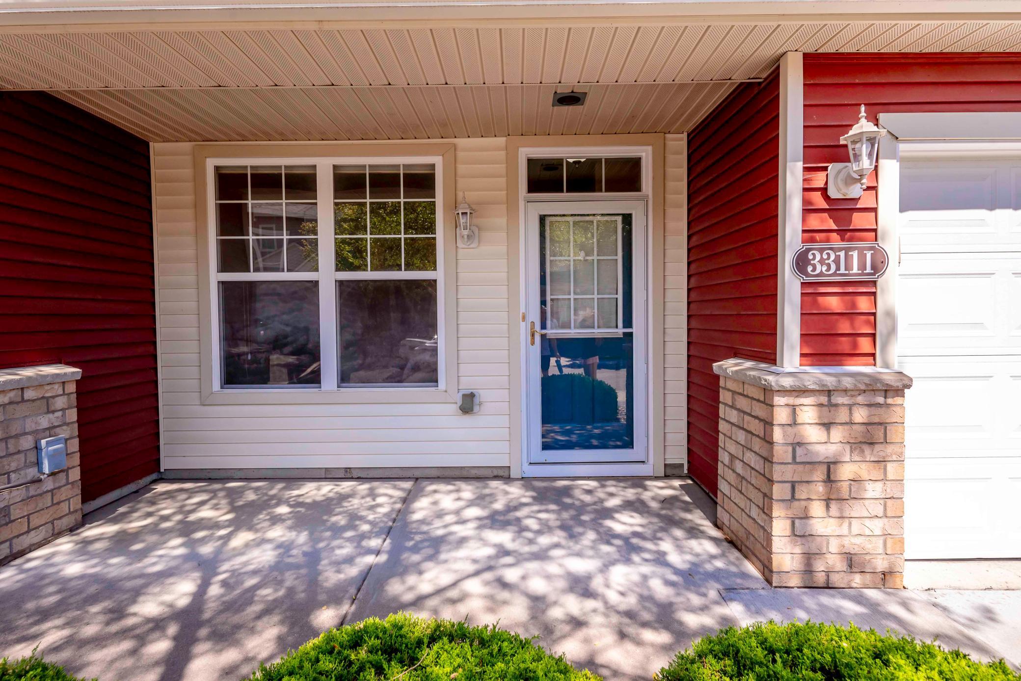 Cute Front West facing porch