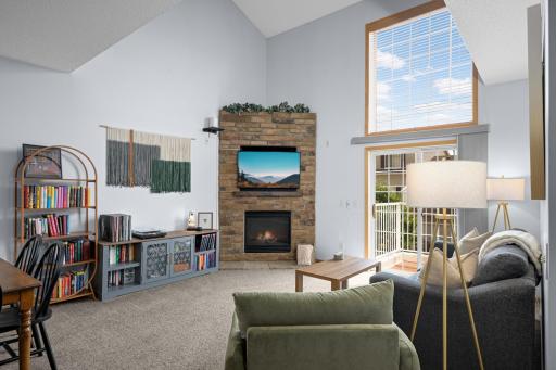 6801 Pine Crest Trail S, Cottage Grove, MN 55016