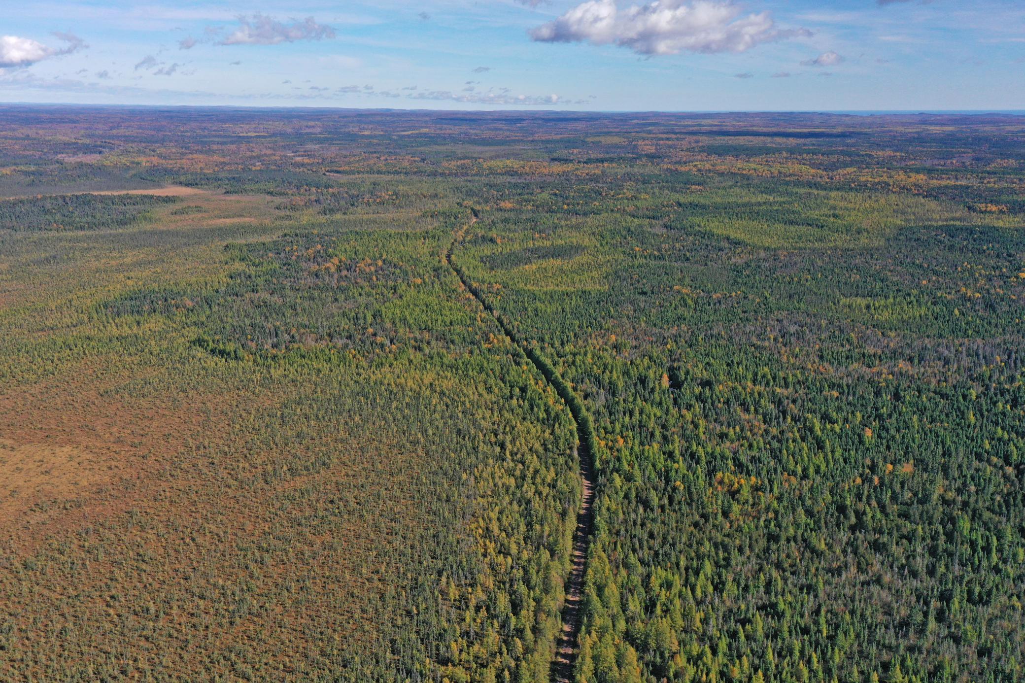 05-Lake-240-Aerial-05.JPG