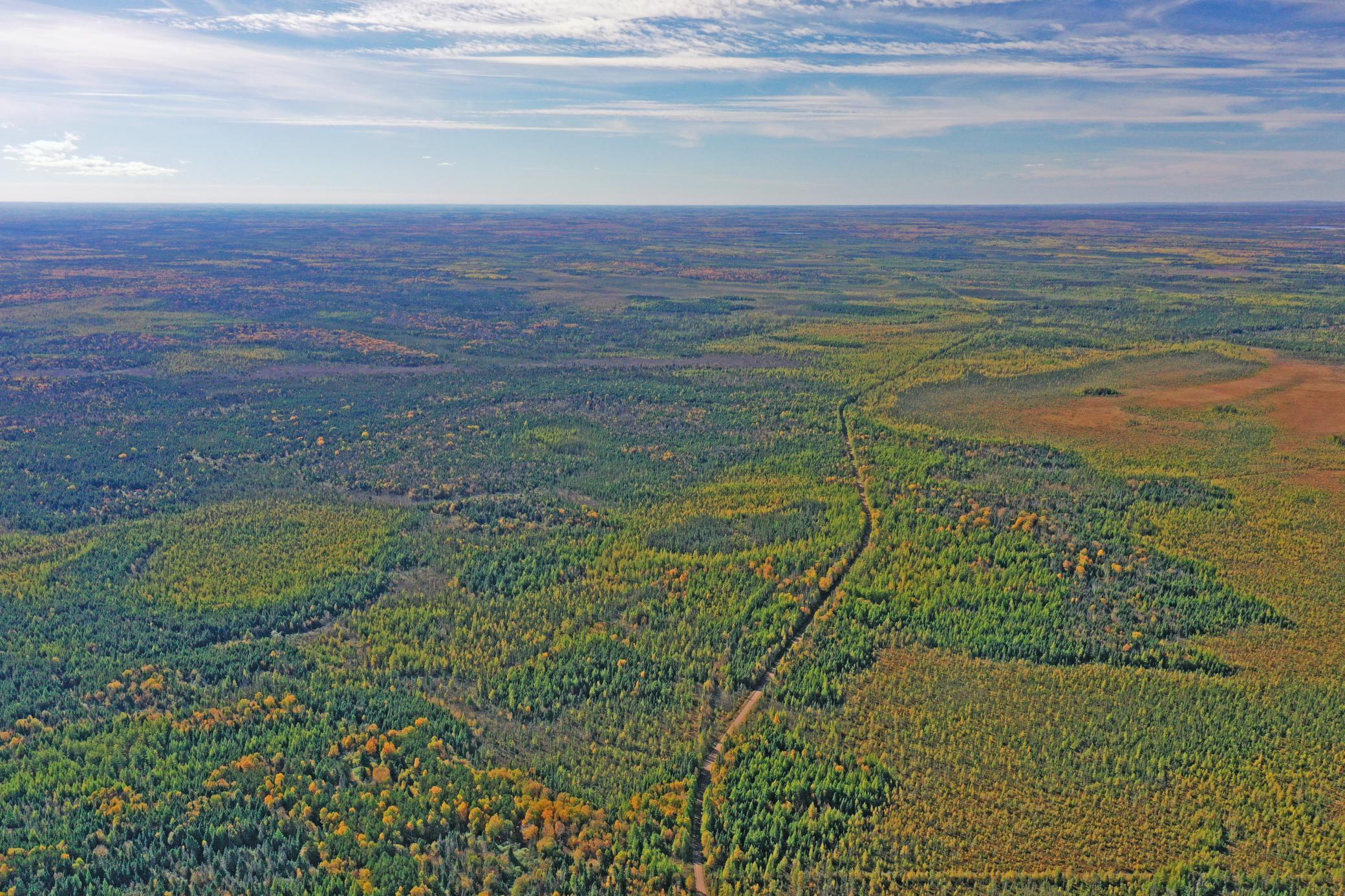 12-Lake-240-Aerial-12.JPG