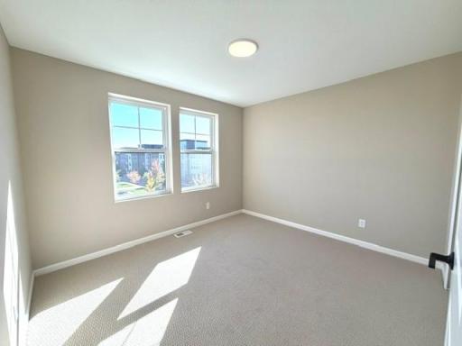 Jayton - Bedroom 3 - 11033 - 2279 Beechwood Avenue.jpg