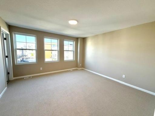 Jayton - Owner's Bedroom - 11033 - 2279 Beechwood Avenue.jpg