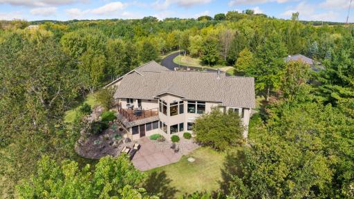 555 Chinnock Lane, River Falls, WI 54022