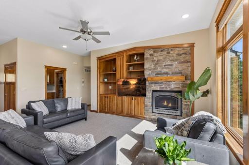 555 Chinnock Lane, River Falls, WI 54022