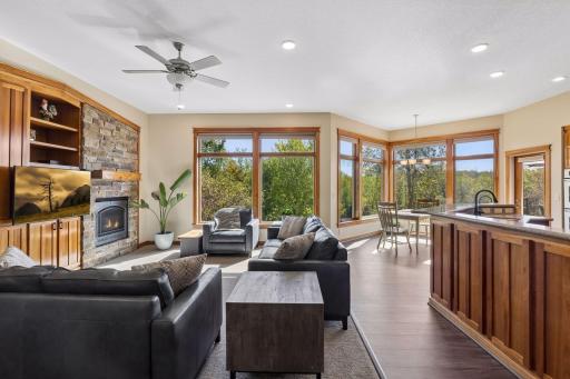 555 Chinnock Lane, River Falls, WI 54022