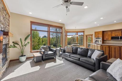 555 Chinnock Lane, River Falls, WI 54022