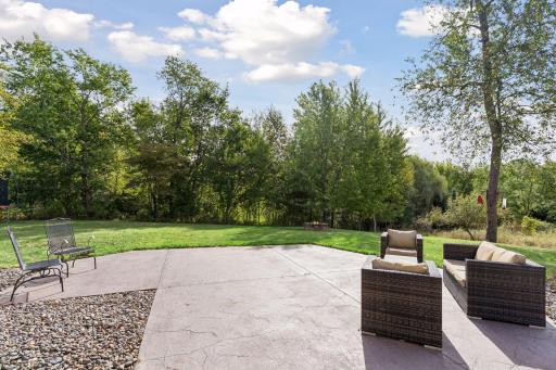 555 Chinnock Lane, River Falls, WI 54022