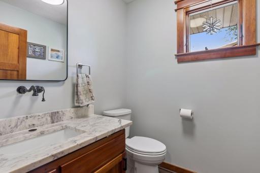 555 Chinnock Lane, River Falls, WI 54022