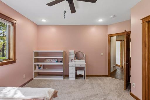 555 Chinnock Lane, River Falls, WI 54022