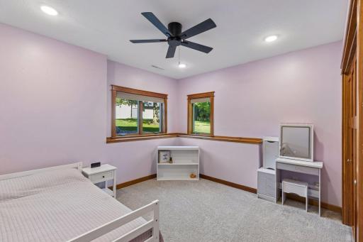 555 Chinnock Lane, River Falls, WI 54022