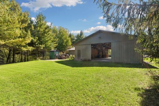555 Chinnock Lane, River Falls, WI 54022