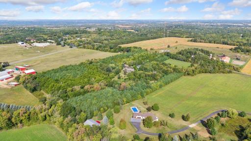 555 Chinnock Lane, River Falls, WI 54022