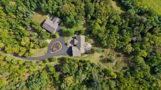 555 Chinnock Lane, River Falls, WI 54022
