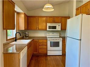 1283 Creekside Drive, Waconia, MN 55387