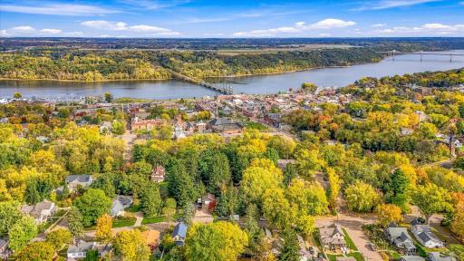 216 Harriet Street N, Stillwater, MN 55082
