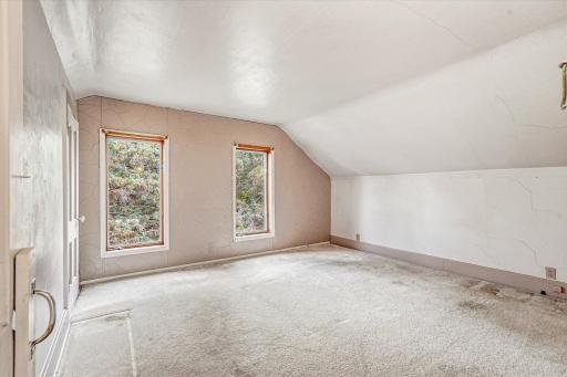216 Harriet Street N, Stillwater, MN 55082