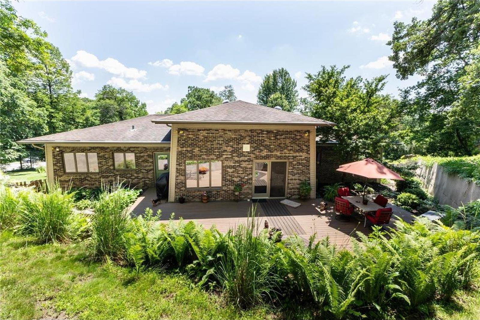 Oak_Meadow_Rear_Exterior_MLS.jpg