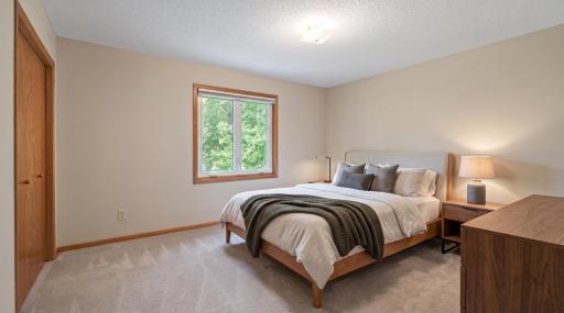 13640 Gardenia Path, Apple Valley, MN 55124