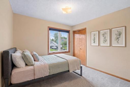 13640 Gardenia Path, Apple Valley, MN 55124