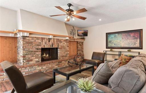 10211 Cedar Lake Road, 115, Minnetonka, MN 55305