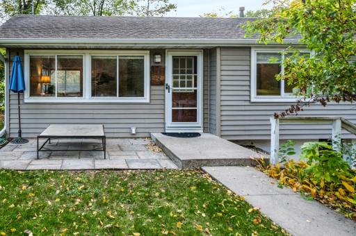 1325 Everest Lane N, Plymouth, MN 55447