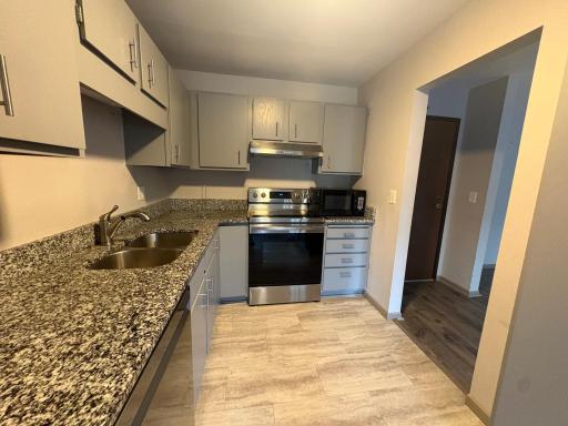 7301 W 101st Street, 102, Bloomington, MN 55438