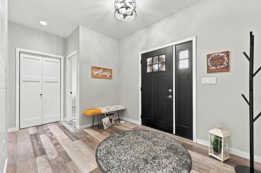 140 Annies Way, Mapleton, ND 58059