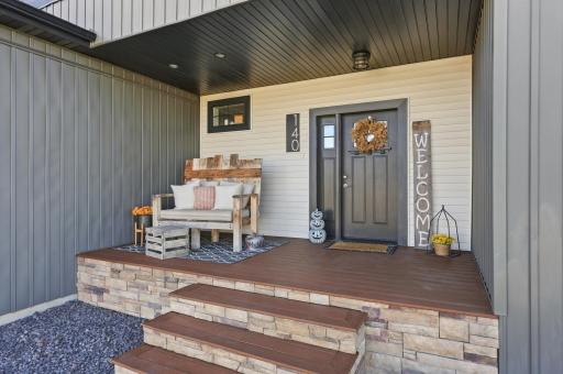 140 Annies Way, Mapleton, ND 58059