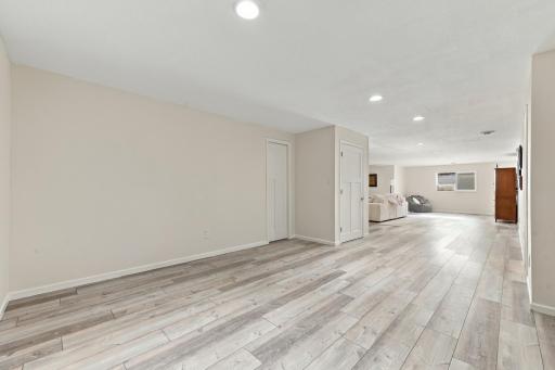 140 Annies Way, Mapleton, ND 58059