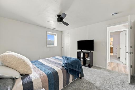 140 Annies Way, Mapleton, ND 58059