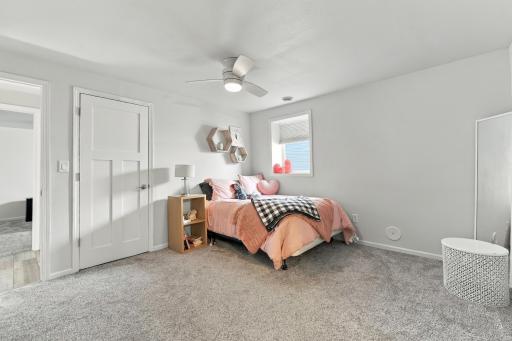 140 Annies Way, Mapleton, ND 58059