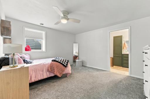 140 Annies Way, Mapleton, ND 58059