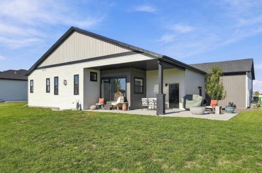 140 Annies Way, Mapleton, ND 58059