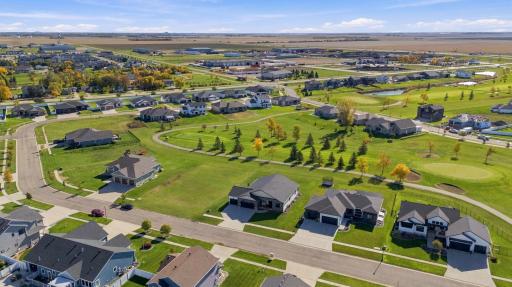 140 Annies Way, Mapleton, ND 58059