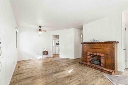 902 26th St N Fargo MLS-17.jpg